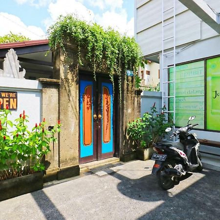 Reddoorz Hostel Near Gwk Main Gate Ungasan Zewnętrze zdjęcie