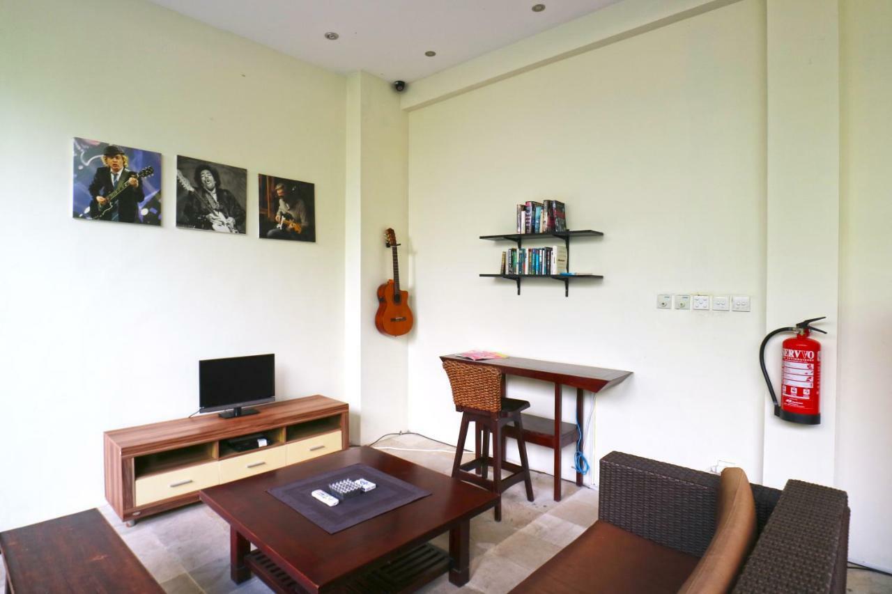 Reddoorz Hostel Near Gwk Main Gate Ungasan Zewnętrze zdjęcie