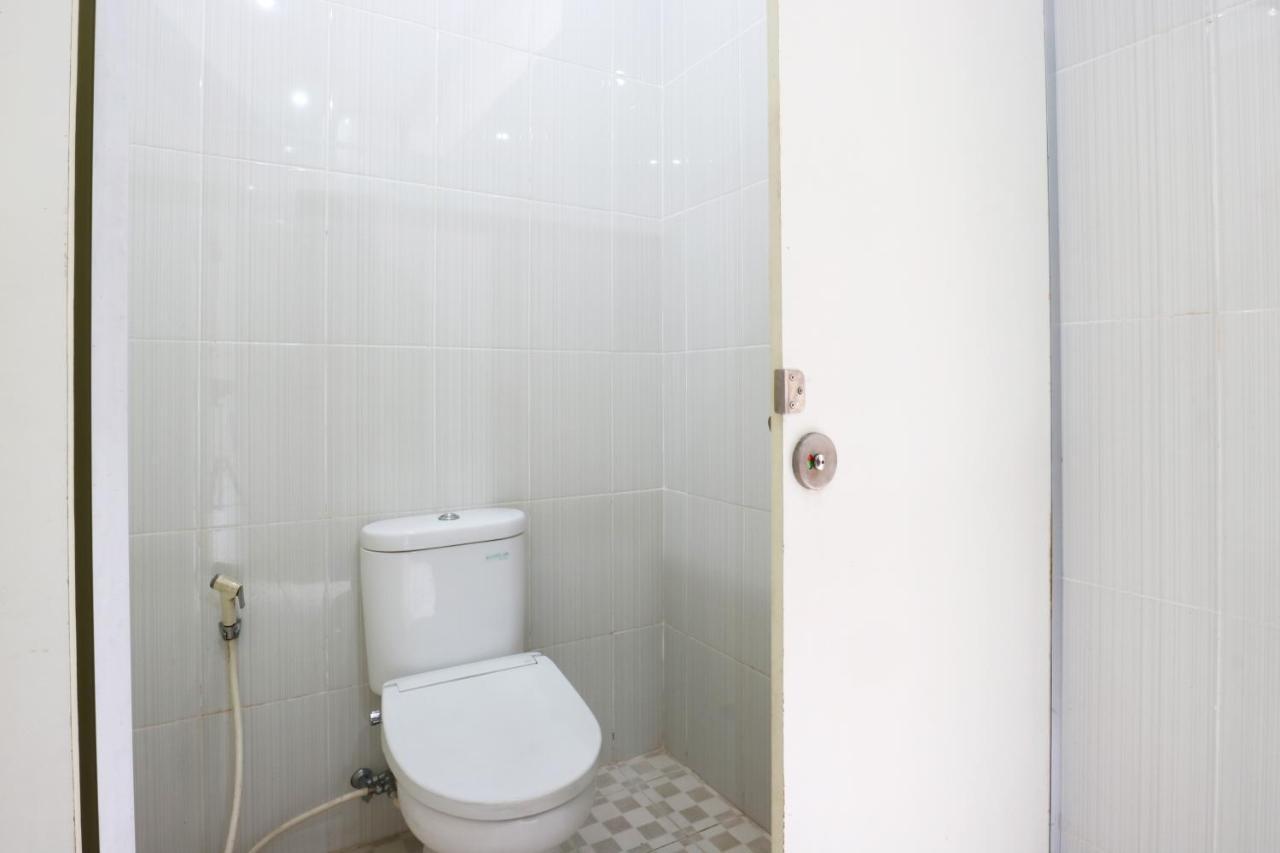 Reddoorz Hostel Near Gwk Main Gate Ungasan Zewnętrze zdjęcie